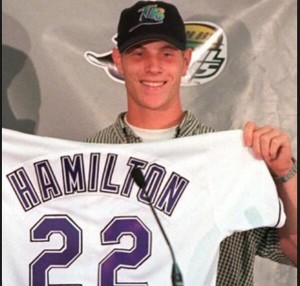 Hamilton after being drafted by the Devil Rays in 1999 [Image via @rcarpenter7]