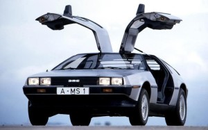 1-DeLorean-DMC-12-doors-open-large_trans++rWYeUU_H0zBKyvljOo6zlkYMapKPjdhyLnv9ax6_too