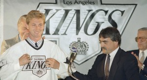 gretzky_kings_presser-cropped