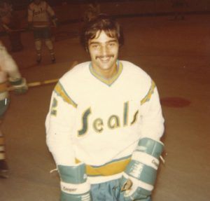 How one documentarian is bringing the eccentric California Golden Seals  back to life - The Hockey News
